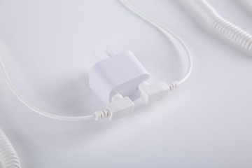 Hooga Grounding Adapter Splitter, Safety Adapter, Plug Multiple Grounding Products in to Single Ground Port, Lightweight, Easy to Use, Works with US Type B Outlets - 7